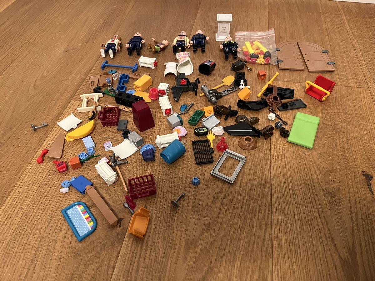 Playmobil Giocattoli: Lot playmobil – Usato da St. Prex venduto da Nikolletta 7