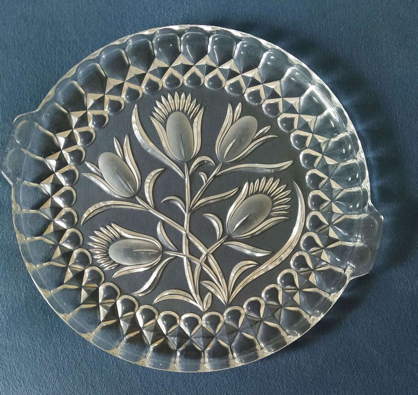 Piatti di portata: Platte mit Tulpenmuster - Durmesser 28cm - – Nuovo (secondo la descrizione) da Zürich venduto da 1-2-3-Kaufen 3