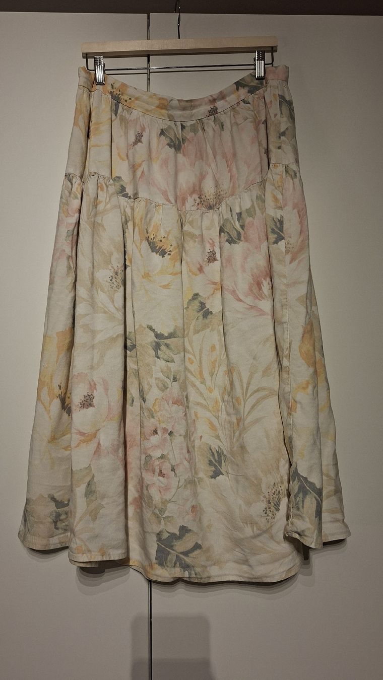 H&M Gonne: Sommerlicher Viskose-Rock – Usato da Oberengstringen venduto da Kimchimon 1