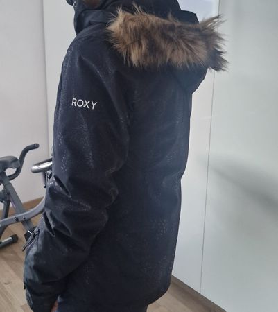 Roxy Skijacke mit Fellkapuze, Gr. M