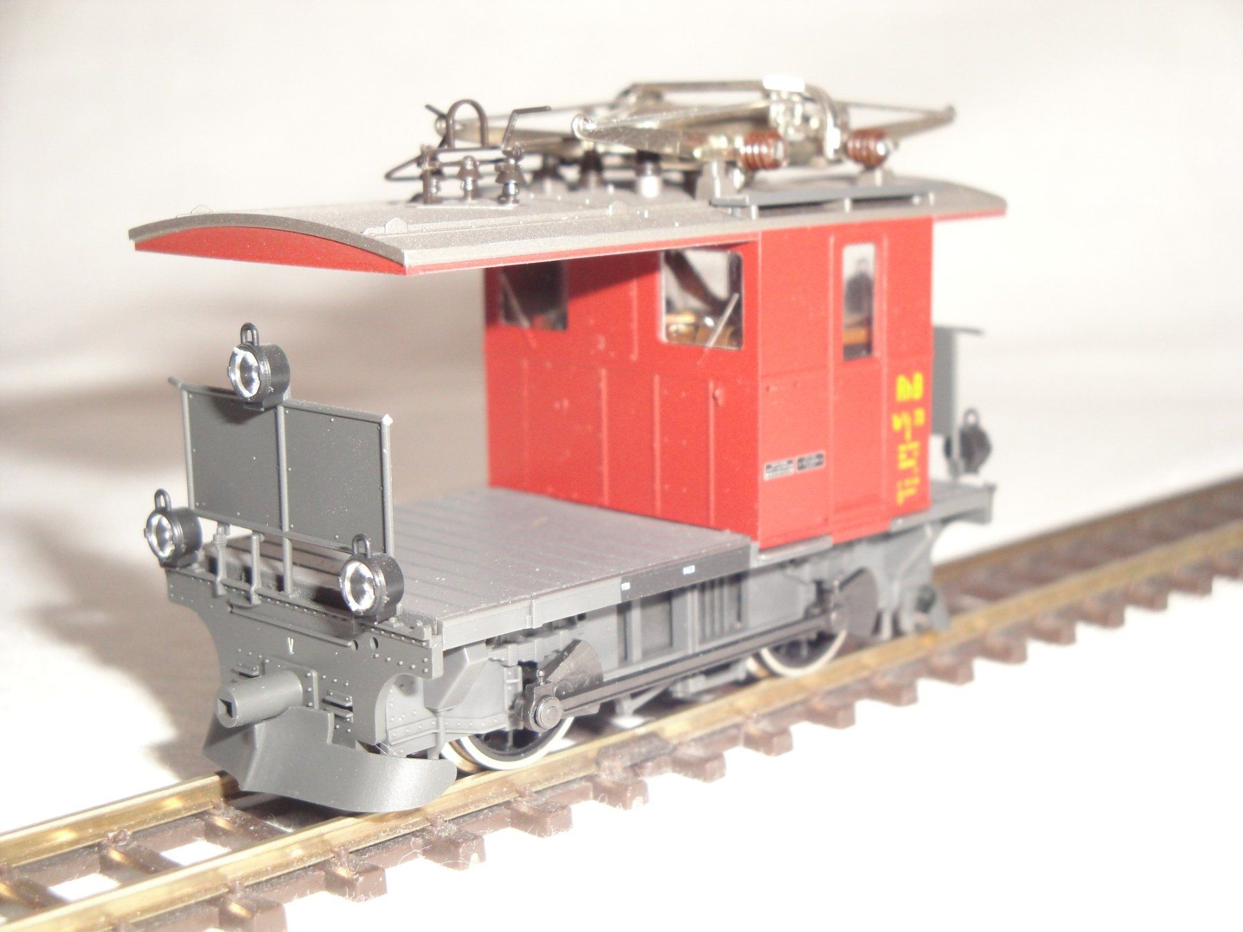 Bemo Modellini di ferrovie: Bemo RhB-Rangiertraktor Te 2/2 73 – Nuovo e nell'imballaggio originale da Wolfwil venduto da heinzs3575 1