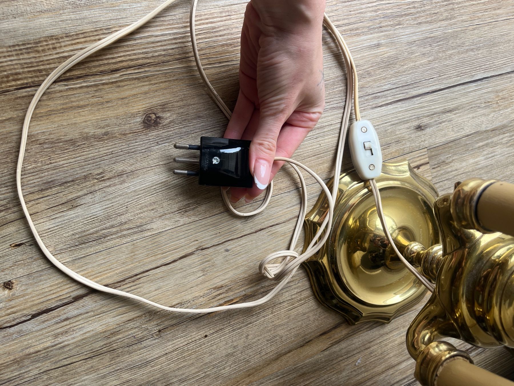 Lampade: Antike Bouillotte-Lampe – Usato da Basel venduto da aurelie.cuenot 5