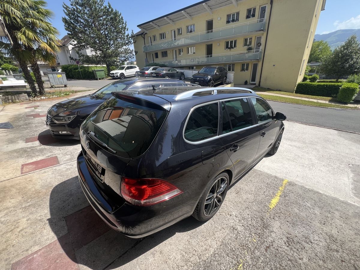 VW Automobili: VW Golf 6 2.0 TDI Variant – Usato da Jona venduto da Tupi2 2