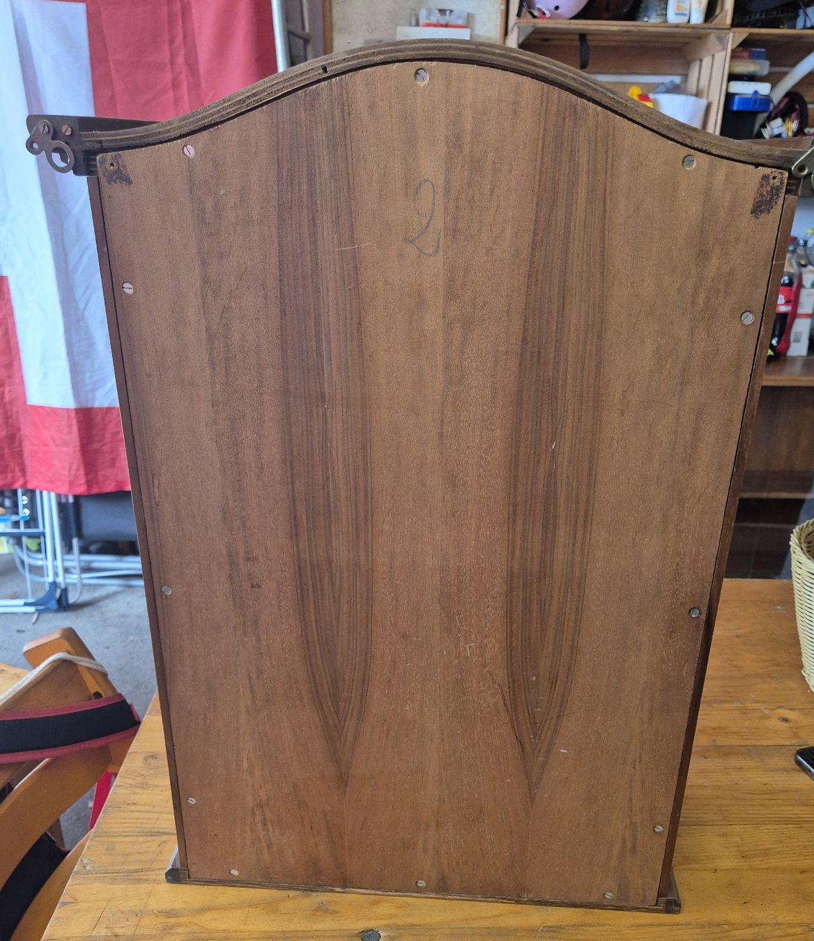 Vitrinen: Kleine alte Vitrine holz/ glas – Gebraucht aus goldingen von M.Balmer-13 2