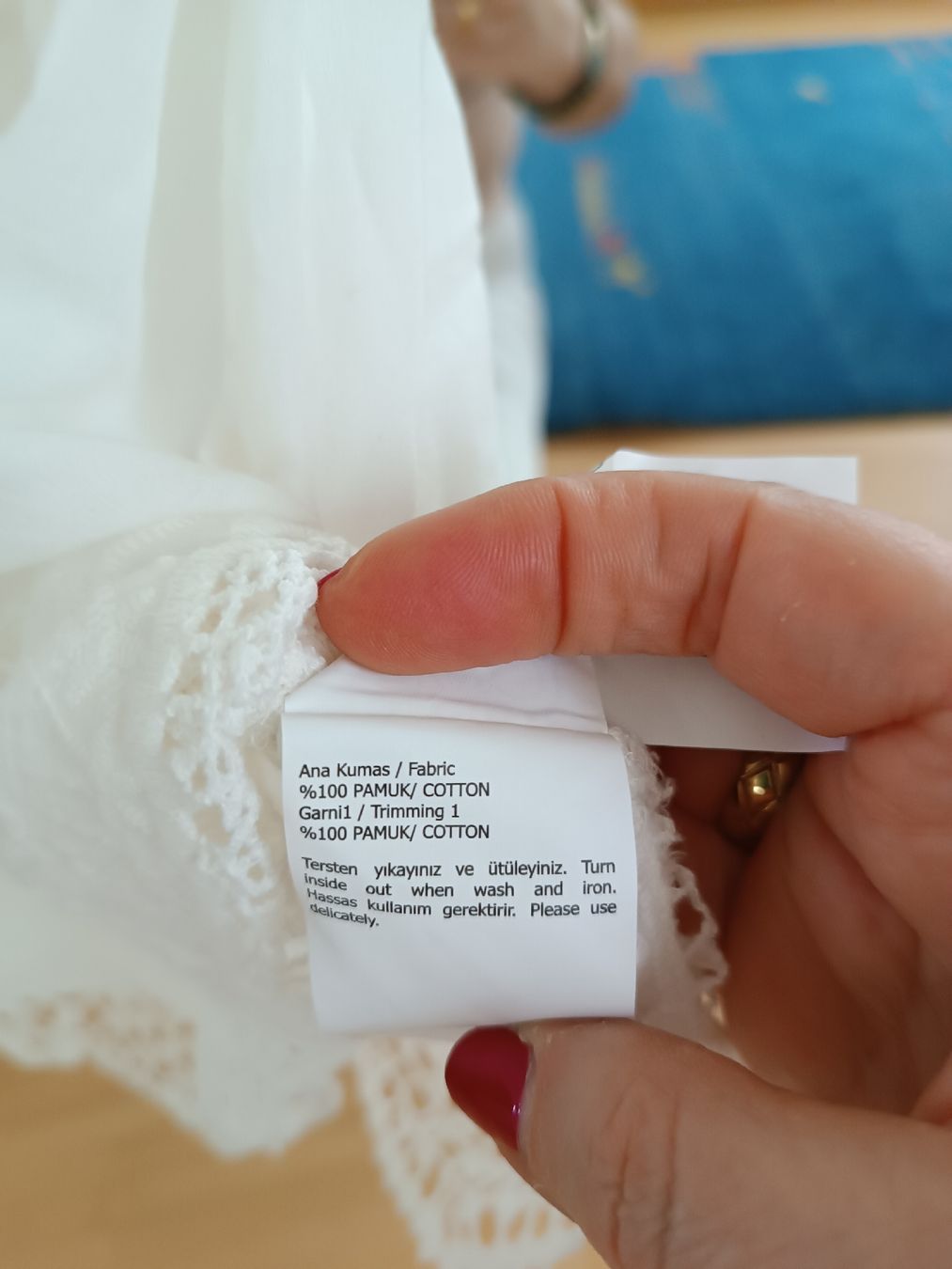 Camicette: Bluse mit Carmenausschnitt – Usato da Basel venduto da kau_d97h 4