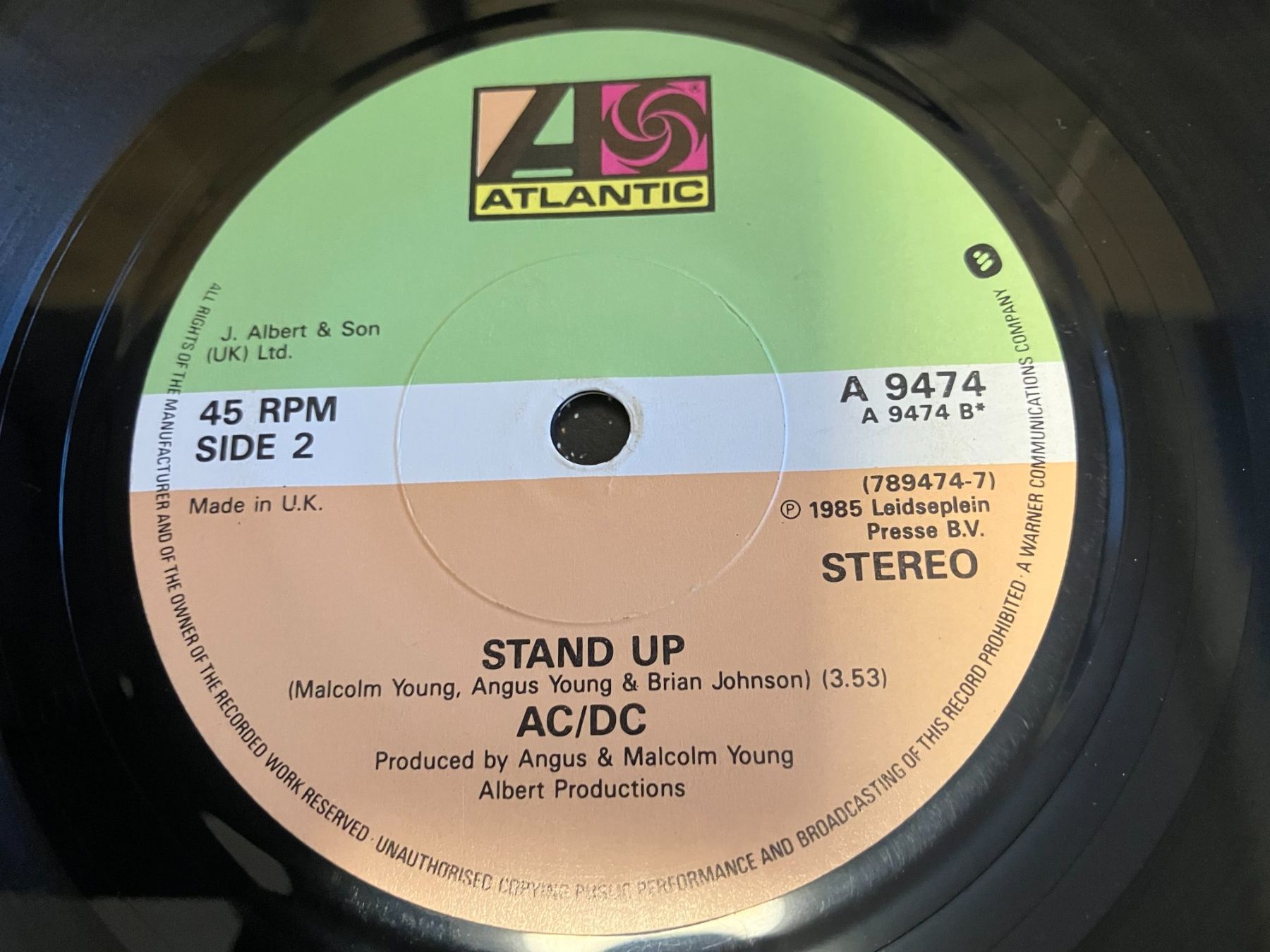 Schallplatten: AC/DC – Gebraucht aus Aarwangen von Jukebox3 6