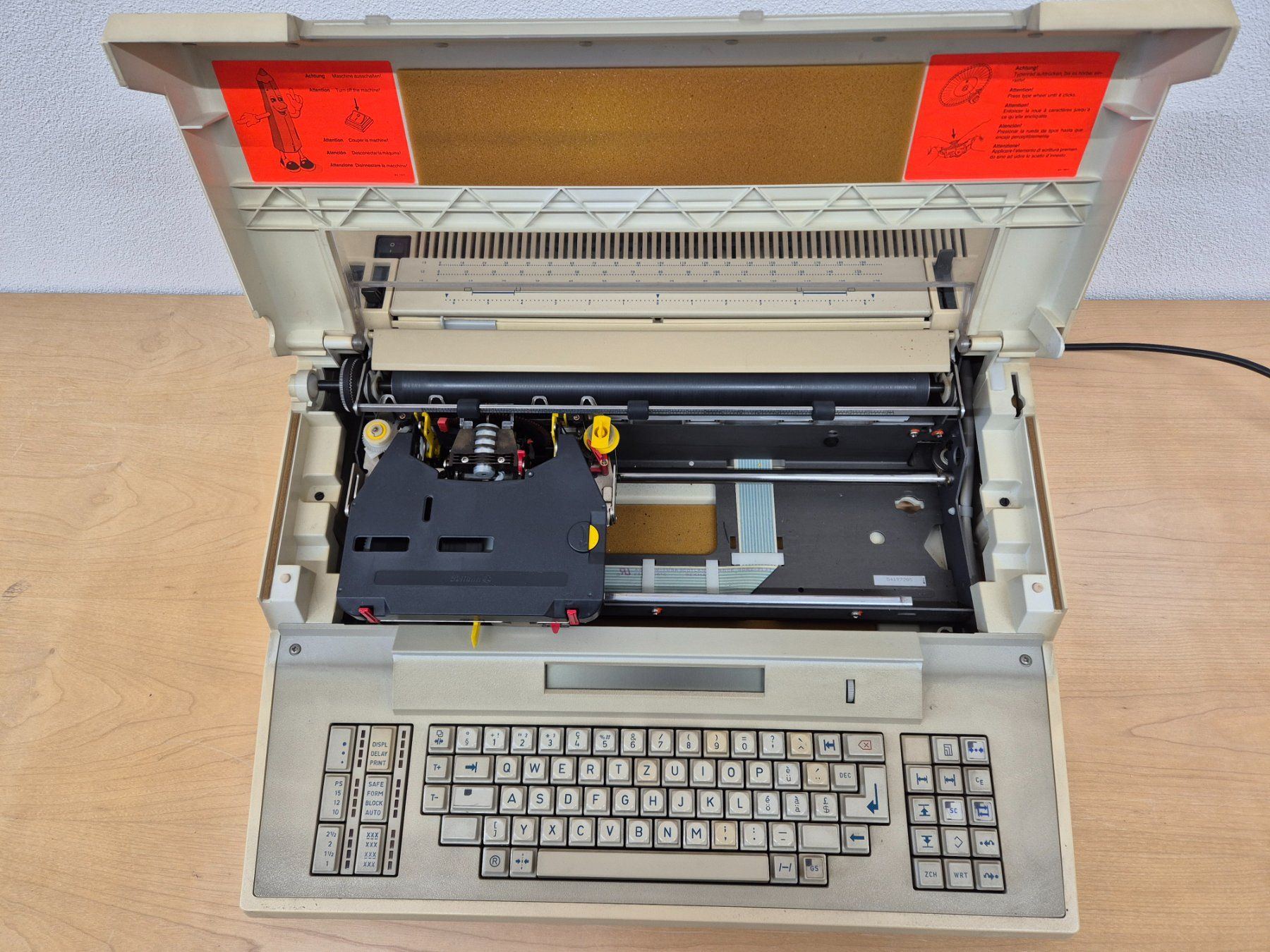 Macchine da scrivere: Schreibmaschine  TA SE1035/C – Difettoso da Elgg venduto da computerbrocki 2