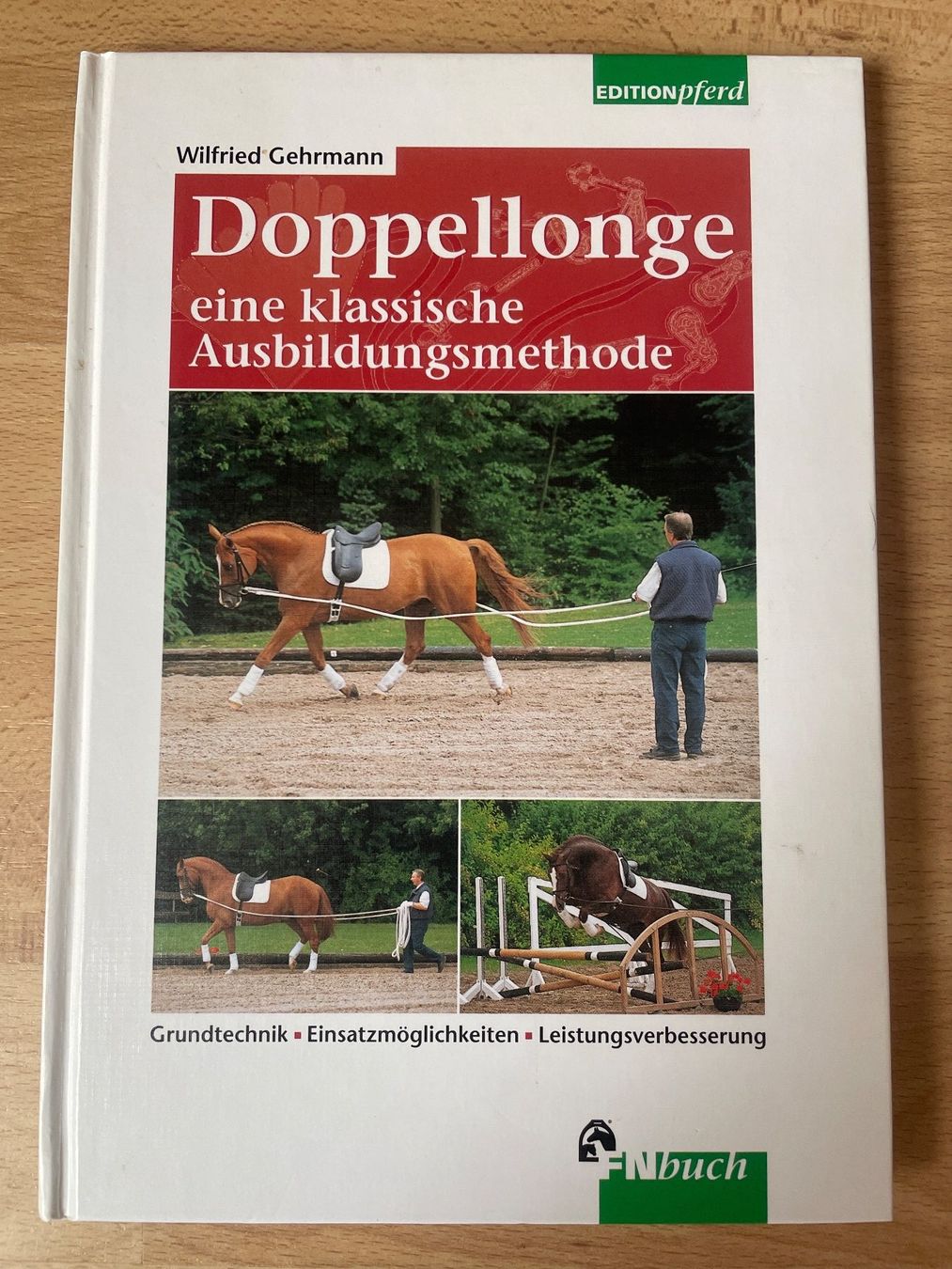 Libri: Pferdebuch "Doppellonge" – Usato da Wiedlisbach venduto da Lusco