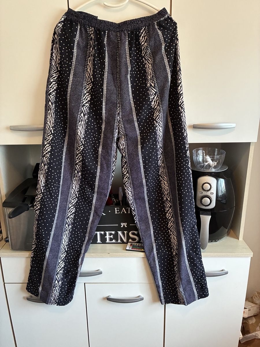 Pantalons: Hose – D'occasion à Ostermundigen par Didi-Mader