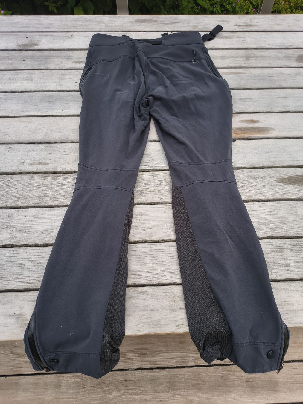 Haglöfs Pantaloni: Wanderhose Haglöfs Damen Gr. 38 – Usato da Appenzell Steinegg venduto da gia_js8j 1