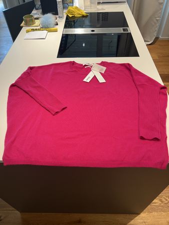 Notshy Pullover/ Cape NEU