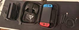 Nintendo Switch Olde + Pro Controller