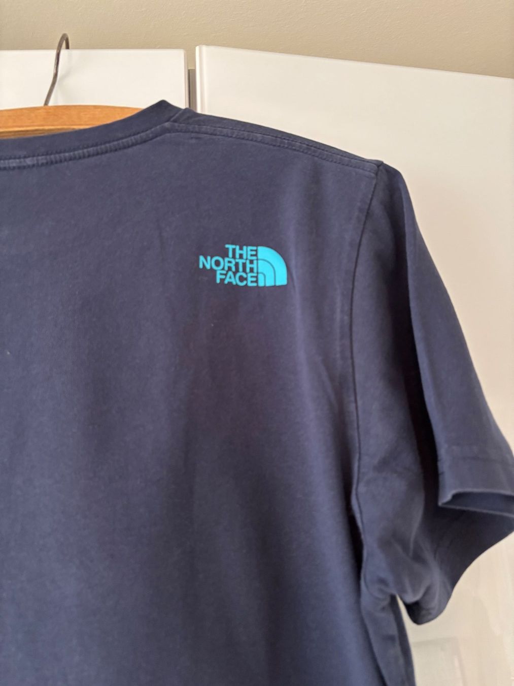 North Face T-shirts: THE NORTH FACE cropped Shirt – D'occasion à Zürich par missmodernage 2