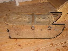antike Füdlitrucke, Schlitten, Rodel