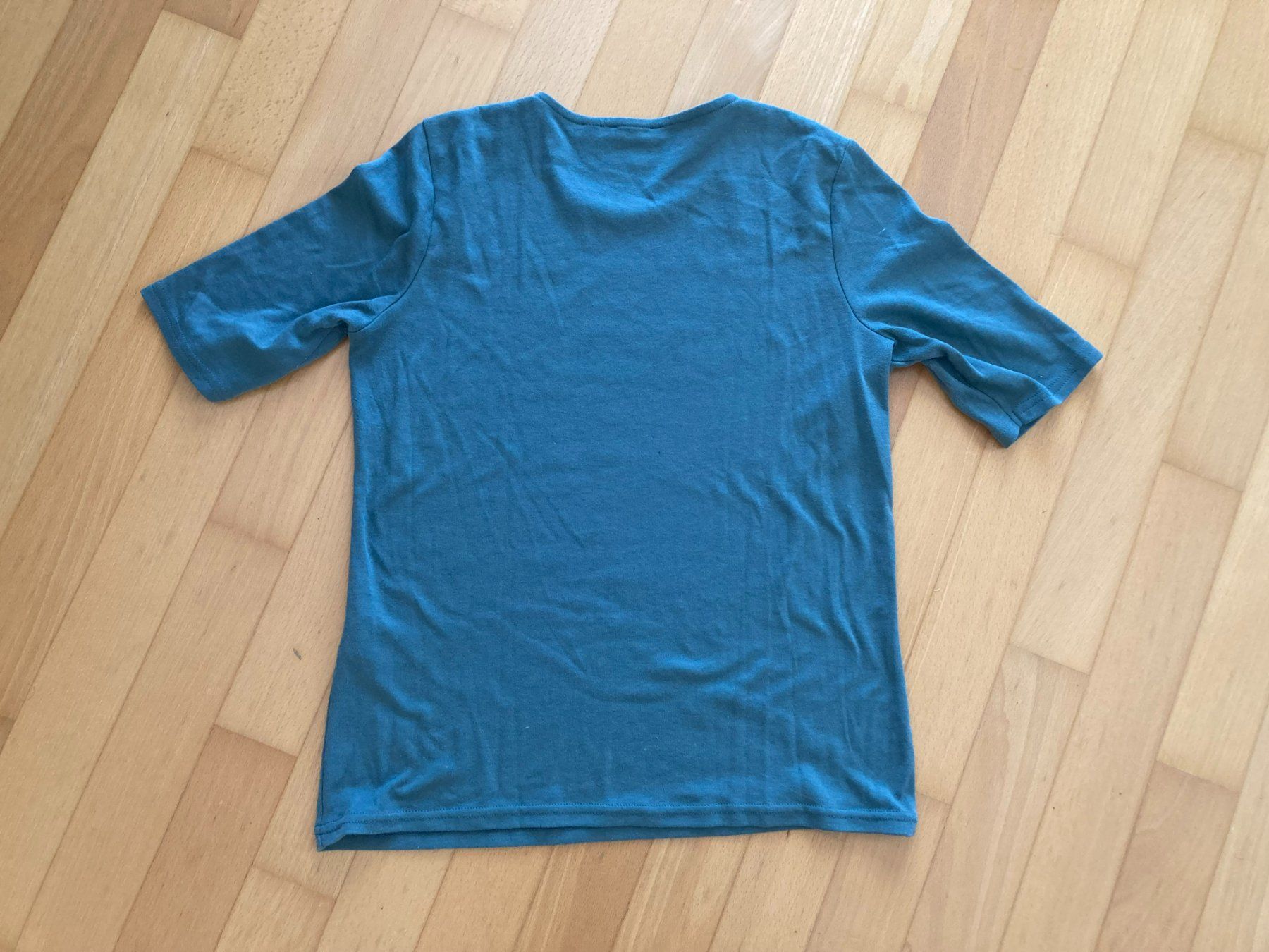 T-shirt: T-Shirt "Charles Vögele" – Usato da Muttenz venduto da Juvenile33 1