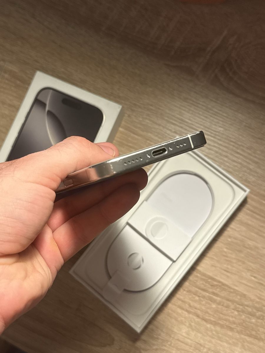 Apple Handys / Smartphones: iPhone 16 Pro 128GB – Gebraucht aus Liestal von jss_jd2b 5