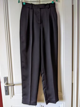 LeGER : Elégant fluide pantalon noir satiné lagenlook 36