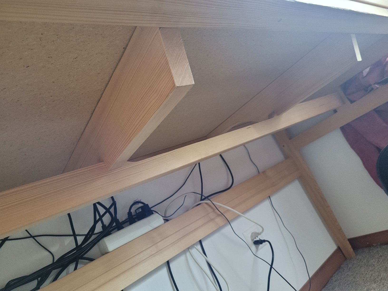 Scrivanie: Schreibtisch - Abholung bis 14.6.26! – Usato da Bülach venduto da wannabeindalight 1