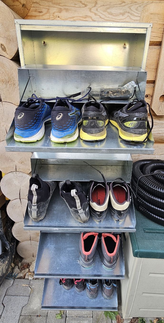 Armadi: Metall schuhschrank  – Usato da Unterramsern venduto da M4ren 1