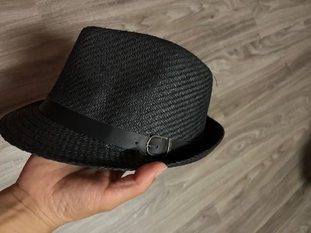 Zara Hüte, Mützen & Caps: Der stylische Hut -  Gr ca. 58 cm – Gebraucht aus Neerach von romiping 6