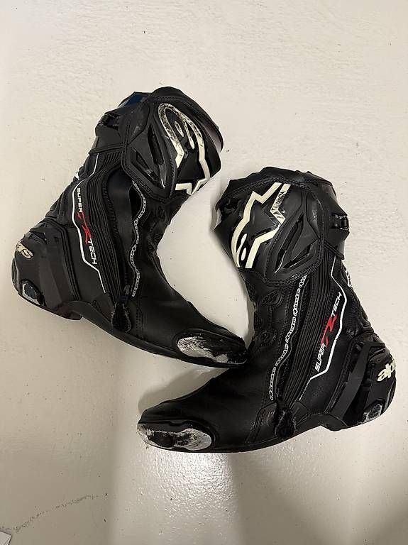 Herrenschuhe: Alpinestars Suptertech R Stiefel Gr.45 – Gebraucht aus Stadel von MarcS96
