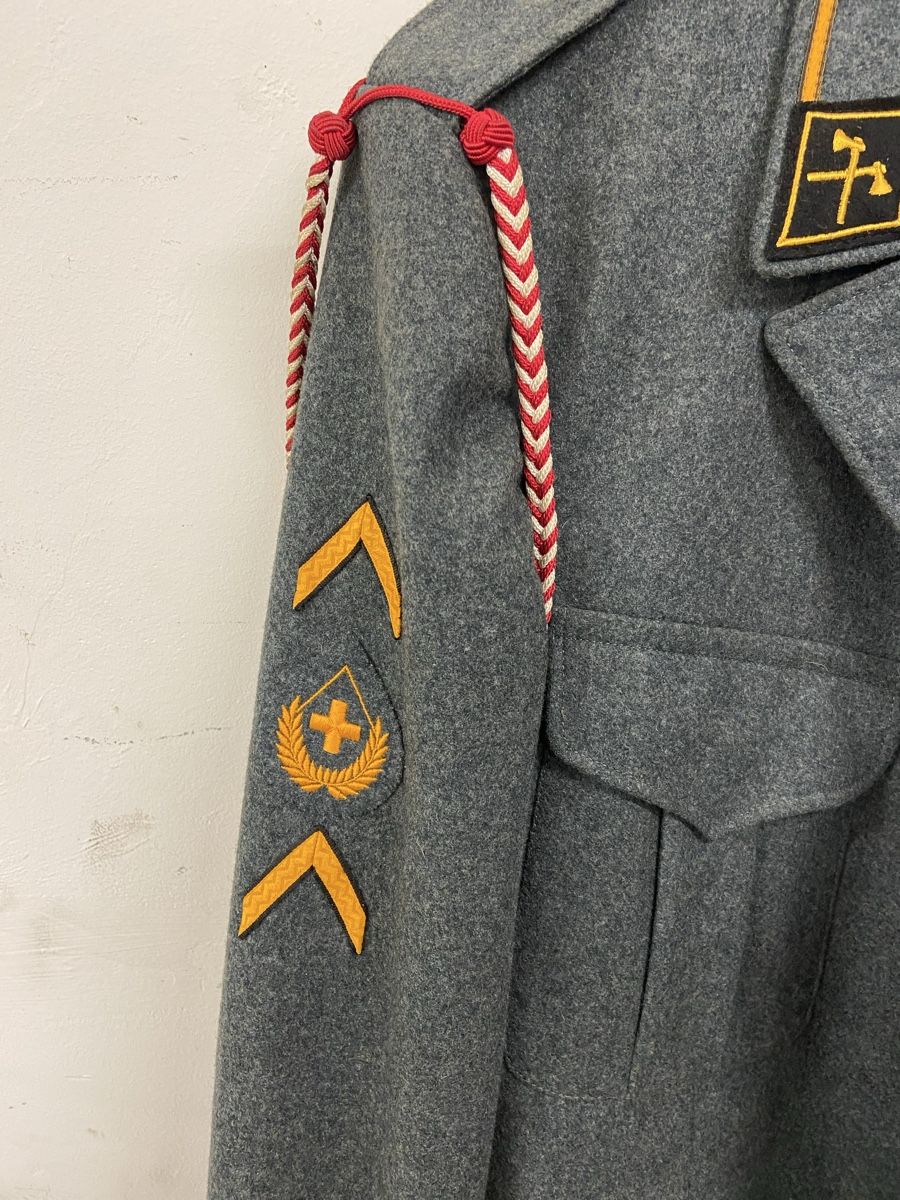 Armée suisse Uniformes: Schweizer Militär Uniform  – D'occasion à Dietikon par brocki-eyra 1