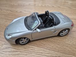 Spielzeugauto silber gebraucht