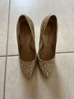 Goldene Schuhe High Heels