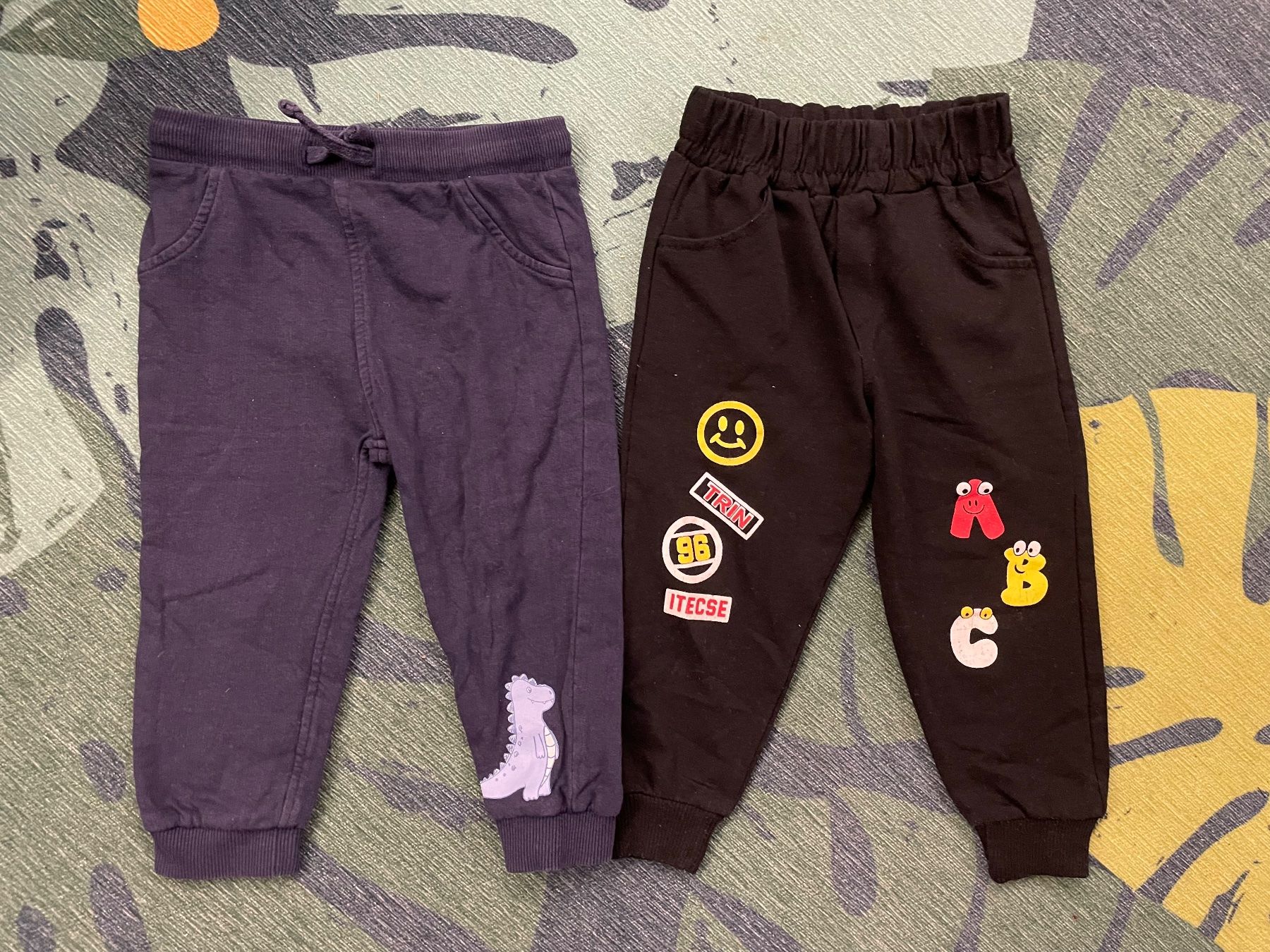Pantaloni: Gr.86 Hose Set Jogginghose Trainerhose – Usato da Kaltbrunn venduto da mar_7jpc