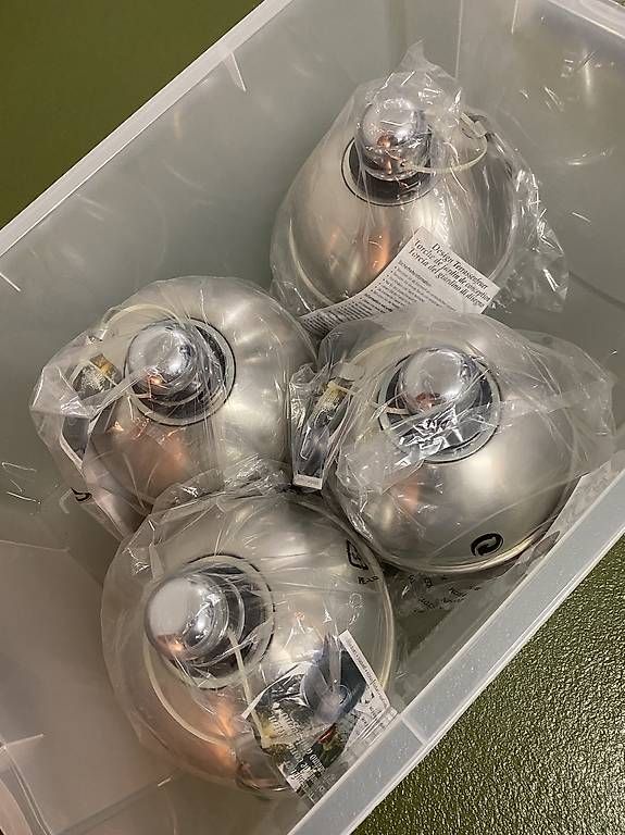 Lampen: 4 Edelstahl Öl Lampen  – Gebraucht aus Gempenach von Mittelpudel 2