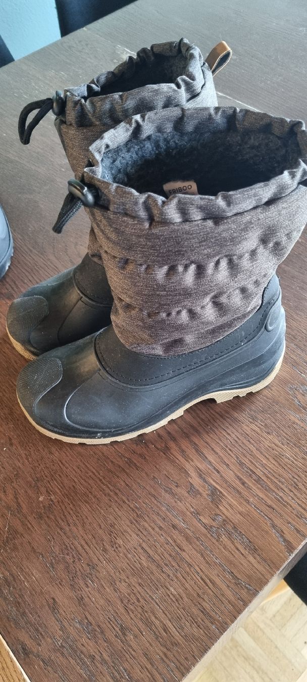 Scarpe per ragazzi: Winterstiefel – Usato da Winterthur venduto da Silvana037 2
