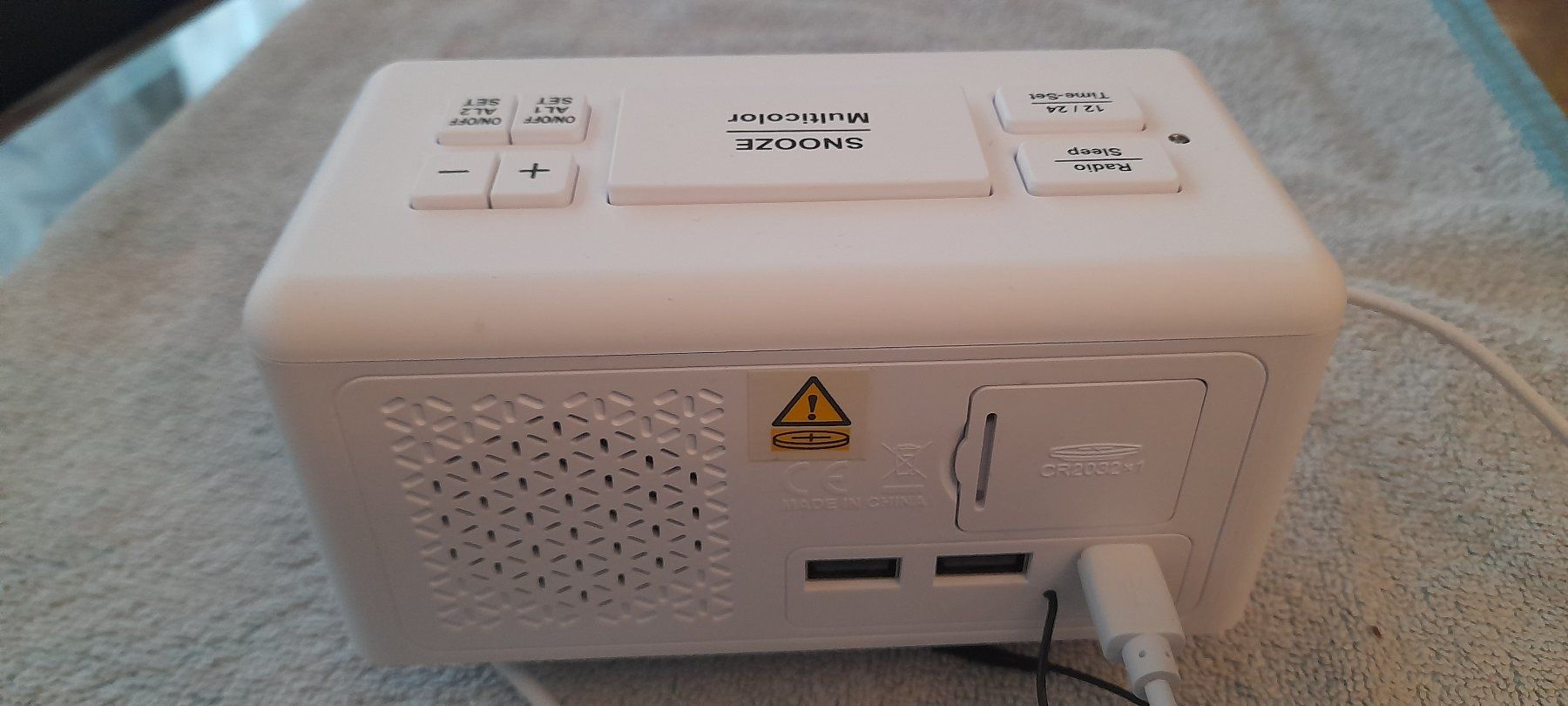 Wecker: Réveil Numérique Coloré avec Radio – Neu und originalverpackt aus St-Aubin-Sauges von bestplouc 1