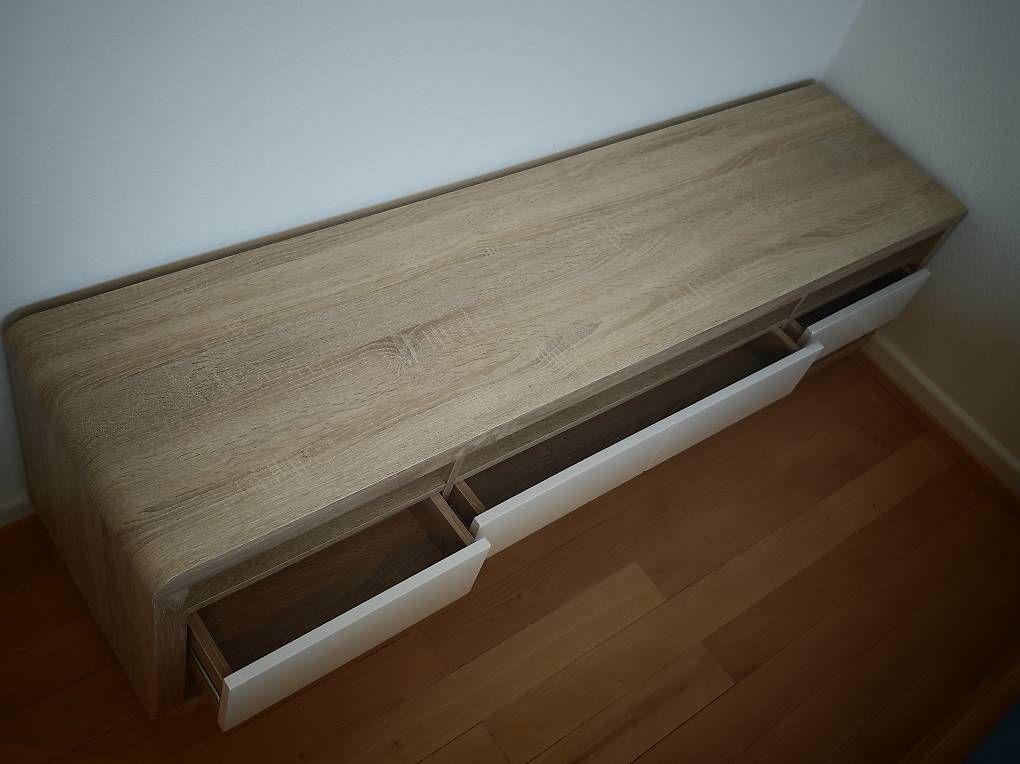 TV Möbel: TV Möbel Eichenoptik mit weissen Schubladen – Gebraucht aus Muttenz von Bhouw 2