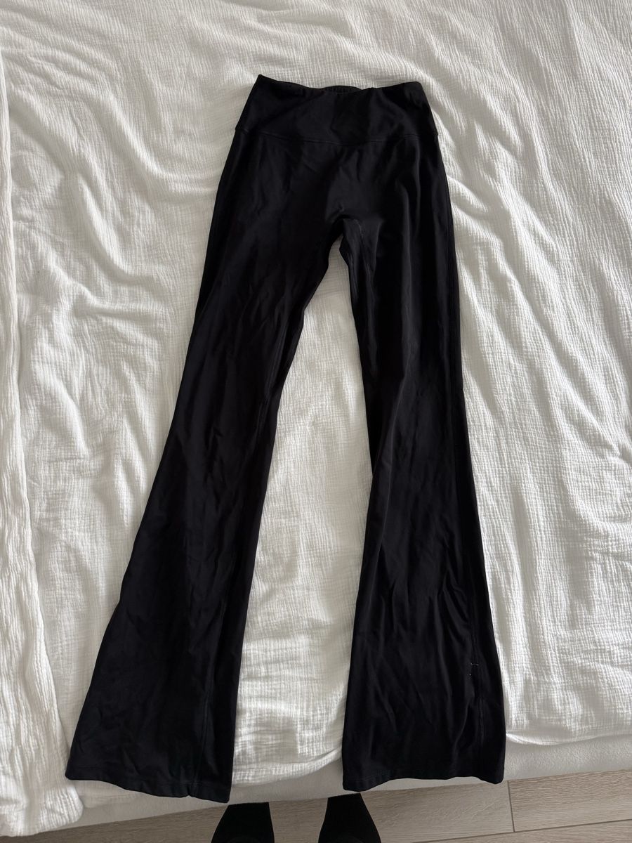 Leggings: oace flared leggins – Usato da Altikon venduto da borchardt.sara 1