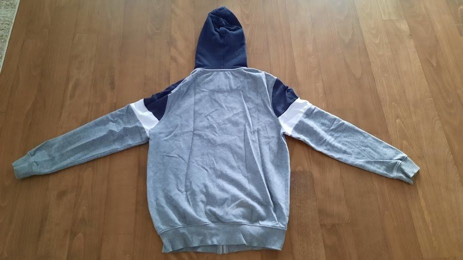 Pullover & Sweatshirts: Hoodie Gr. S – Gebraucht aus Mosnang von zwasli03 1