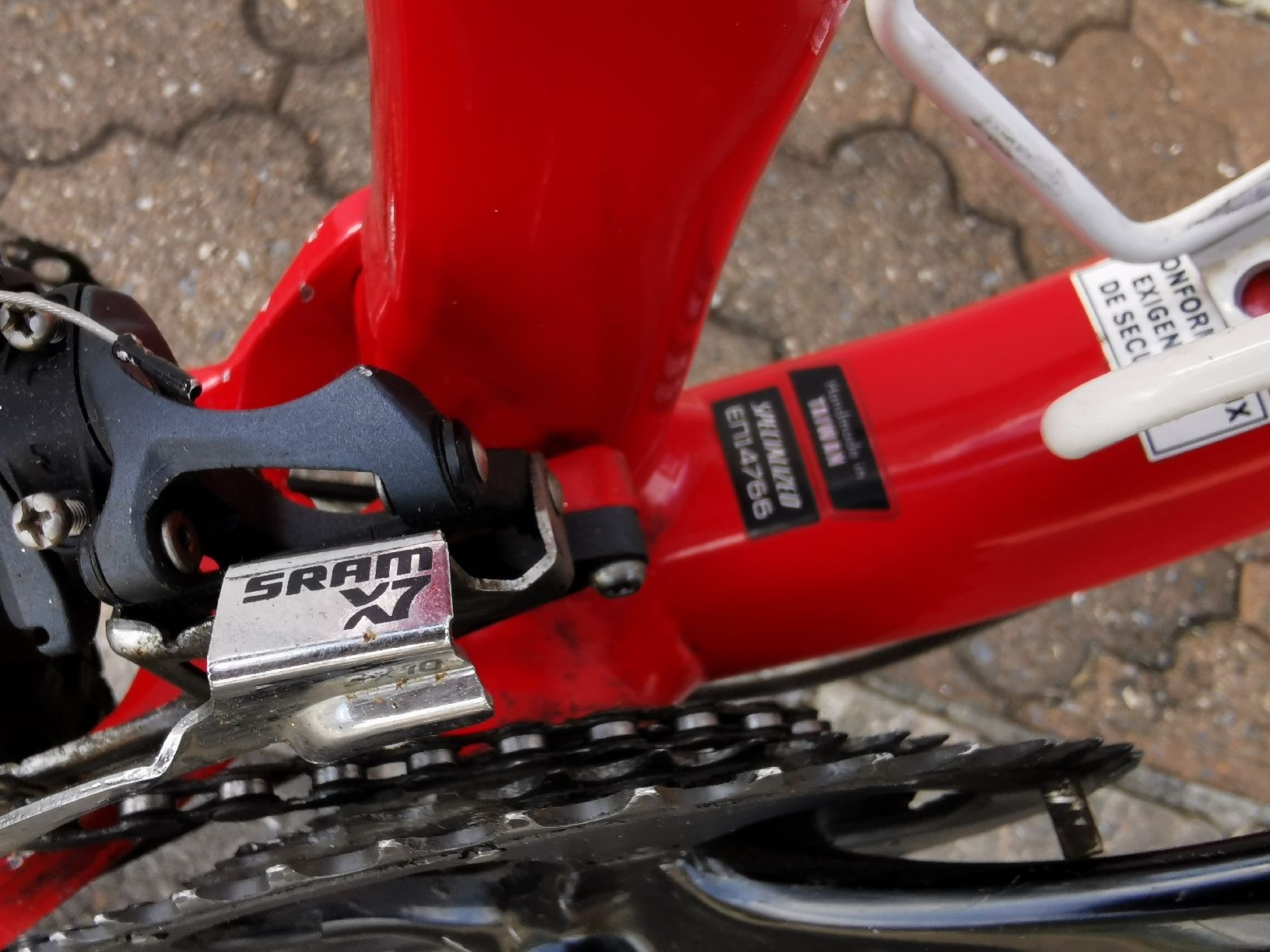 Specialized Biciclette: Mountainbike Fully Spezialized – Usato da Meierskappel venduto da Schnaeggi2 4