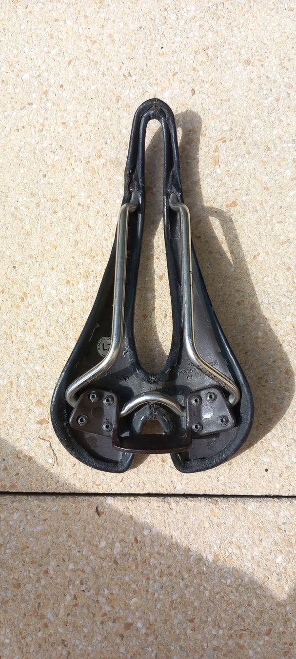 Pezzi di ricambio: selle SMP composit en cuir – Usato da Cheyres venduto da Lequilibre 2
