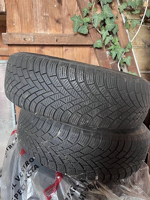 Pneumatici & Ruote complete: 4x Winterpneu 195/65R15   – Usato da Künten venduto da Fannyli84