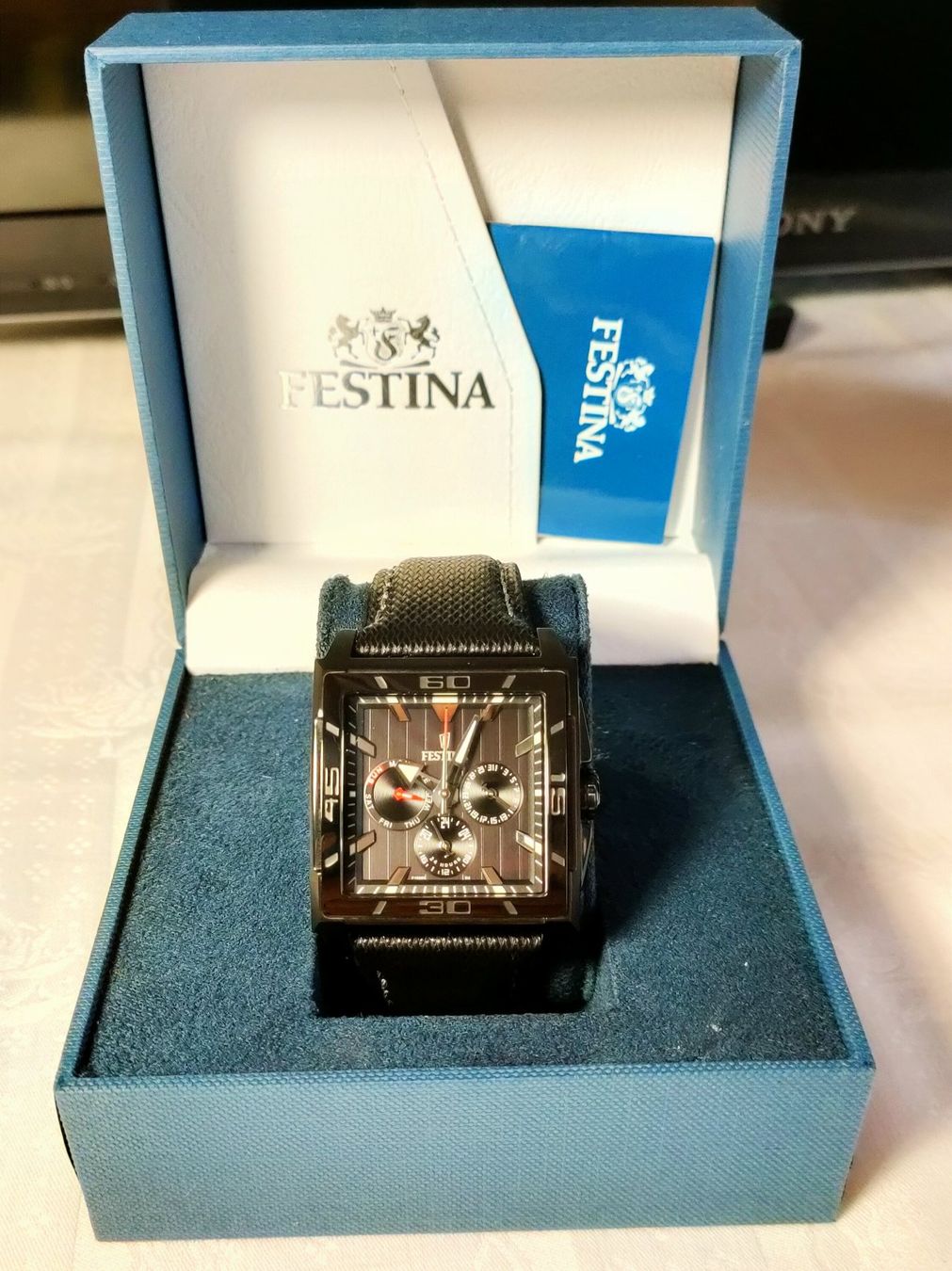 Festina Orologi: Armbanduhr FESTINA - schwarz – Usato da Unterseen venduto da volpissimo 1