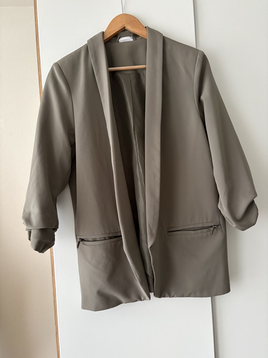 Giacche: Olive Blazer von Noisy May Gr.36 – Usato da Lachen SZ venduto da Lina1989