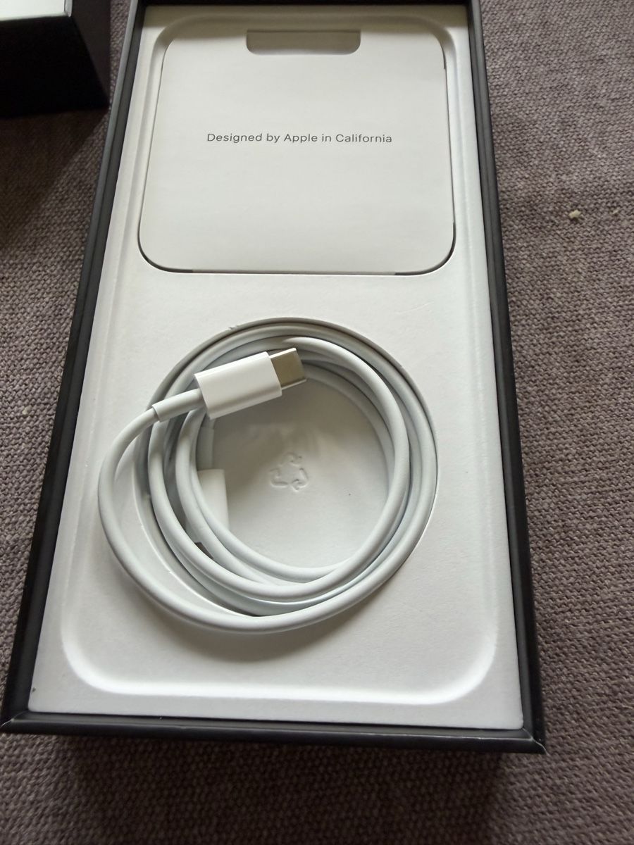 Apple Telefoni cellulari / Smartphones: Apple iPhone 12 Pro Max 512GB guter Zustand – Usato da Ennetmoos venduto da Raragon 9