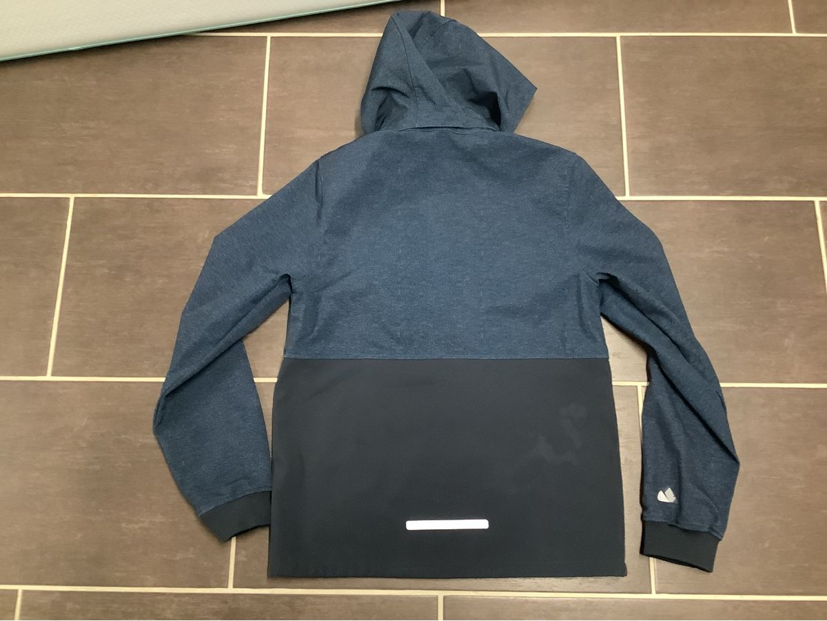 H&M Jacken & Mäntel: H&M Softshelljacke mit Kapuze blau Grösse 170 – Gebraucht aus Brugg AG von Sweety_pie 2