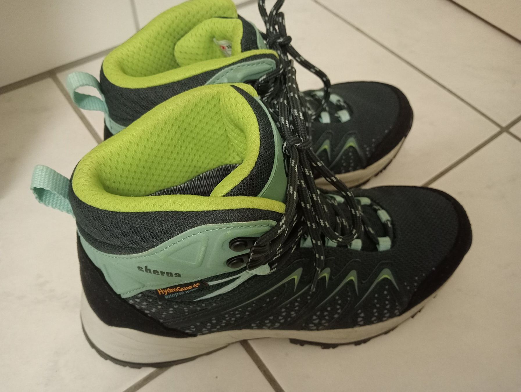 Sherpa Scarpe da uomo: Sherpa Wanderschuh Gr. 38 – Nuovo (secondo la descrizione) da Rüfenacht BE venduto da anemask 1