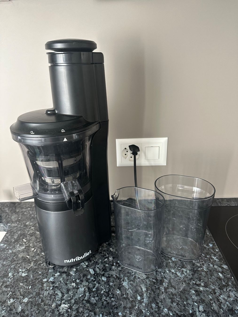 Nutribullet Küchengeräte: nutribullet Slow Juicer Entsafter – Gebraucht aus Aarberg von sam_v8zg