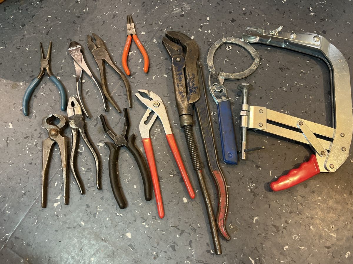 Tous les outils: Diverse Zangen – D'occasion à Münchenstein par robit01