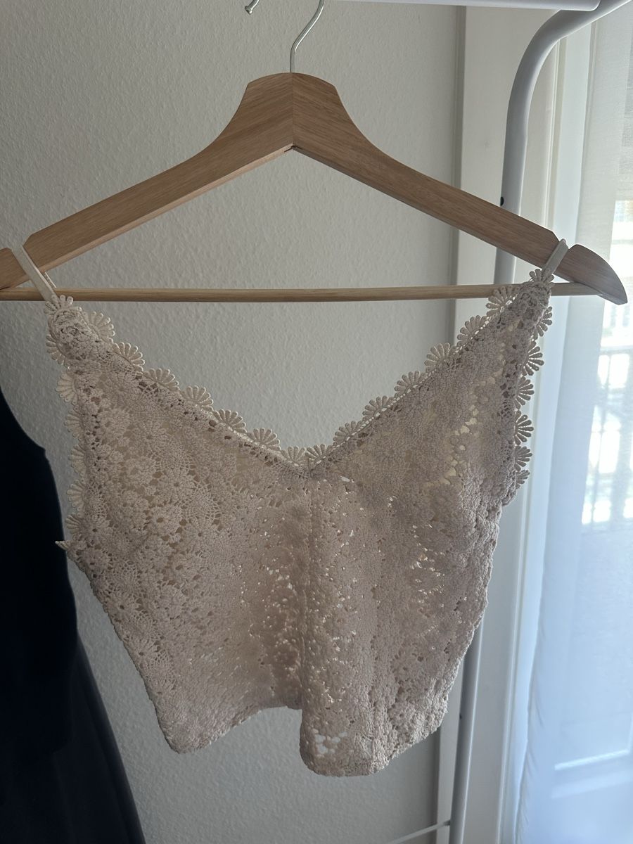 H&M Tops: Haut beige - taille M - H&M – Neu (gemäss Beschreibung) aus Lausanne von ver_cyj8