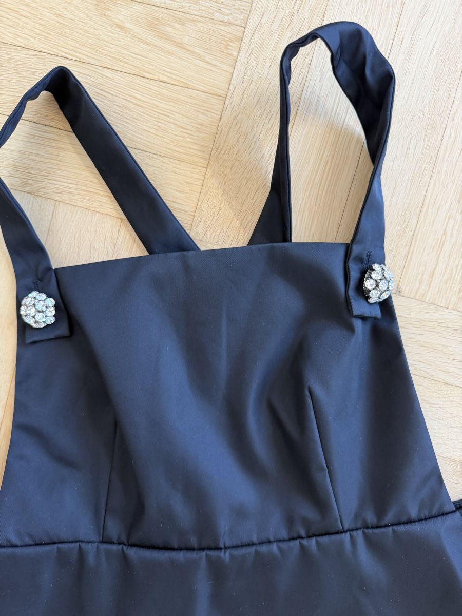 Prada Vestiti: Prada Nylonkleid – Nuovo (secondo la descrizione) da St. Gallen venduto da aenny1234 1