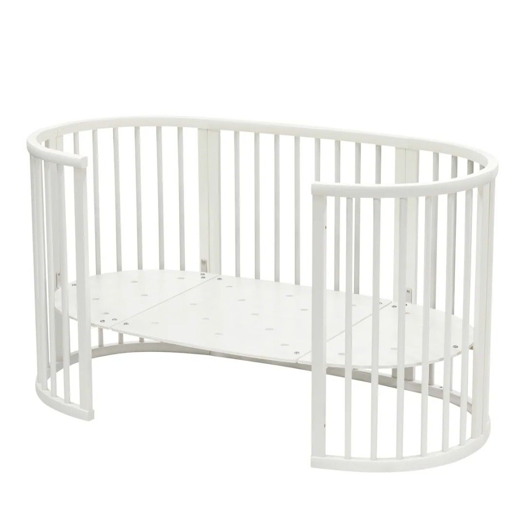 Stokke Betten: Rundes Kinderbett Stokke – Gebraucht aus Glis von lm2612 1