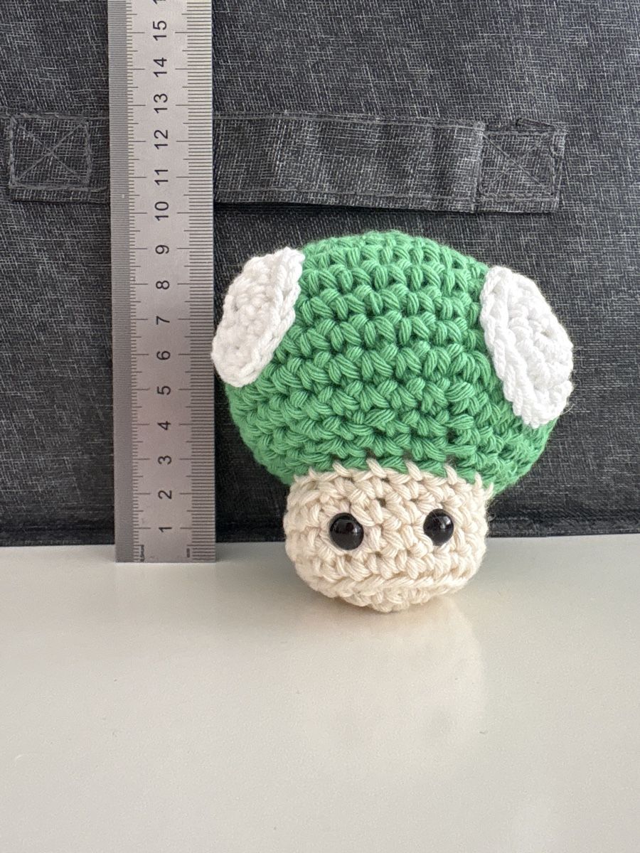 Giocattoli: Handmade crochet Super Mario Toadstool Mushroom – Nuovo e nell'imballaggio originale da Kerzers venduto da jas_c692