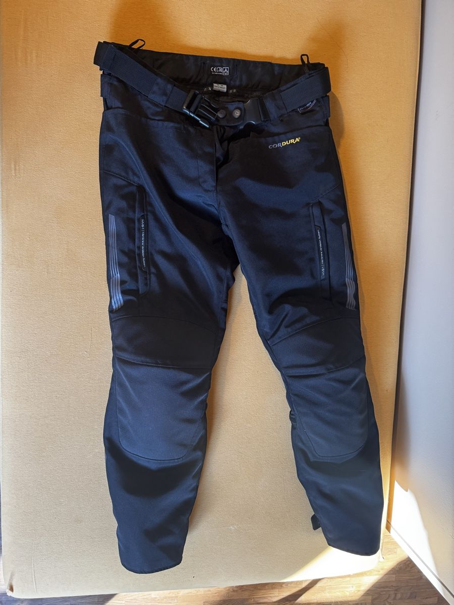 FLM Pantaloni: FLM Damen Touren Textilhose 3.0 – Usato da Bourguillon venduto da CWR_05